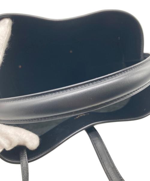 Saint Laurent Paris（サンローランパリ）Saint Laurent Paris (サンローランパリ) Shiny Calfskin Le 37 Bucket　PLB 742828 ブラック サイズ:-の古着・服飾アイテム