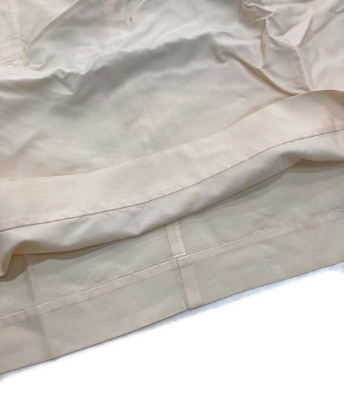 MIU MIU（ミュウミュウ）MIU MIU (ミュウミュウ) ギャザーシルクワンピース　AMM 2008 2905 クリーム サイズ:40の古着・服飾アイテム