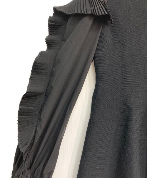 CELFORD（セルフォード）CELFORD (セルフォード) プリーツスリーブニットプルオーバー　CWNT225046 ブラック サイズ:38の古着・服飾アイテム