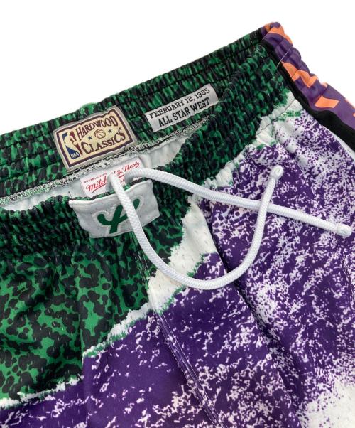 MITCHELL & NESS（ミッチェルアンドネス）MITCHELL & NESS (ミッチェルアンドネス) バスケットボールハーフパンツ ホワイト×グリーン サイズ:Mの古着・服飾アイテム