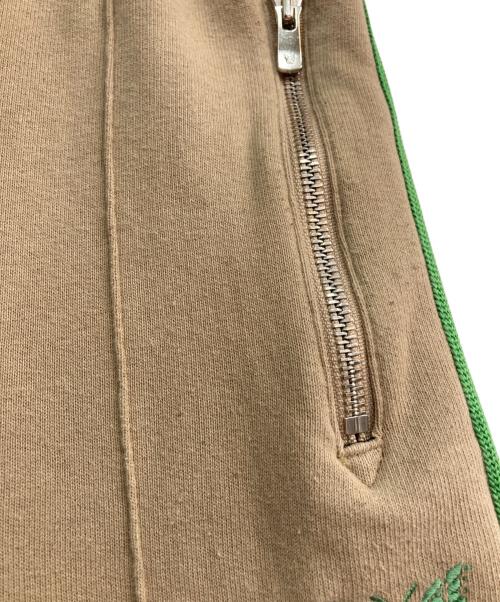 Needles（ニードルズ）Needles (ニードルズ) TRACK PANT COTTON JERSEY　NUBIAN別注　OT1588 ベージュ×グリーン サイズ:XSの古着・服飾アイテム