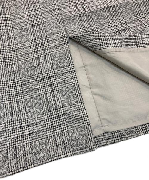 SALON adam et rope'（サロンアダムエロペ）SALON adam et rope' (サロンアダムエロペ) フロントスリットツイードチェックタイトスカート　SHC-33800 グレー サイズ:Sの古着・服飾アイテム
