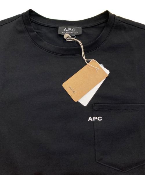 A.P.C.（アーペーセー）A.P.C. (アーペーセー) 刺繍入りポケットTシャツ　25082-1-92703 ブラック サイズ:XS 未使用品の古着・服飾アイテム