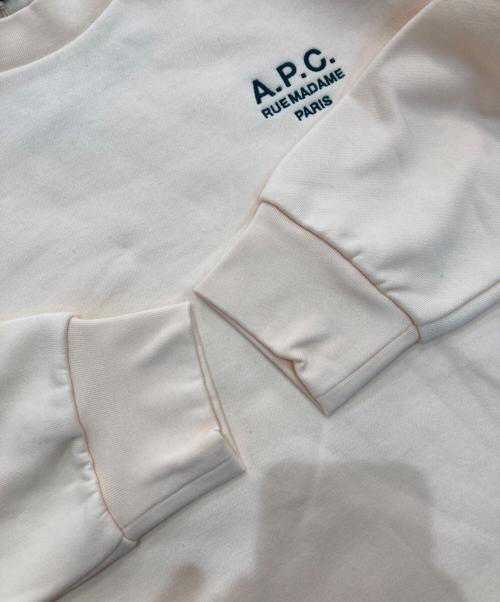 A.P.C.（アーペーセー）A.P.C. (アーペーセー) クルーネックスウェット ベージュ サイズ:M 未使用品の古着・服飾アイテム