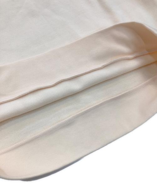 A.P.C.（アーペーセー）A.P.C. (アーペーセー) クルーネックスウェット ベージュ サイズ:M 未使用品の古着・服飾アイテム