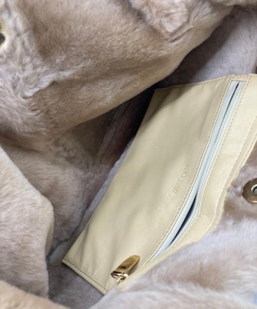 LOEWE（ロエベ）LOEWE (ロエベ) アナグラムムートンバッグ ベージュの古着・服飾アイテム