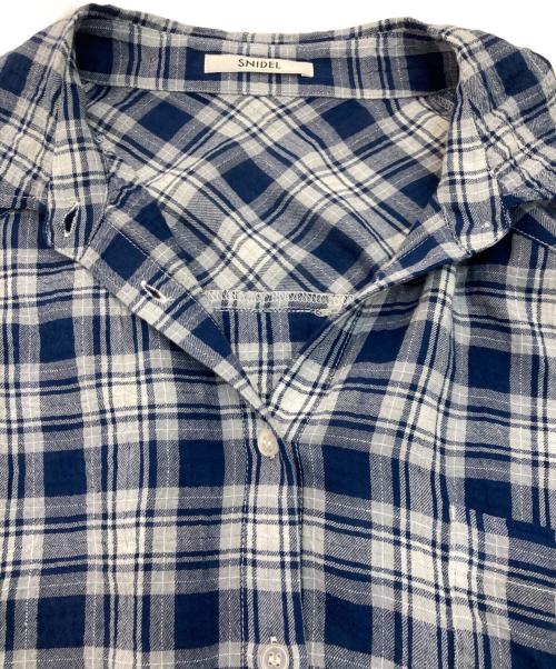 Snidel（スナイデル）Snidel (スナイデル) バリエシャツ　25SS　SWFB251173 ホワイト×ネイビー サイズ:1の古着・服飾アイテム