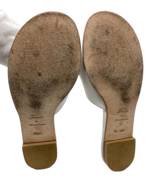 TSURU by MARIKO OIKAWA（ツルバイマリコオイカワ）Tsuru by Mariko Oikawa (ツルバイマリコオイカワ) ダブルリボンサンダル ホワイト サイズ:39の古着・服飾アイテム