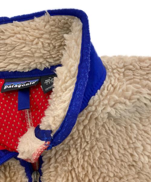 Patagonia（パタゴニア）Patagonia (パタゴニア) Classic Retro Cardigan　23024 　01年製 　USA製 ベージュ×ブルー サイズ:Mの古着・服飾アイテム