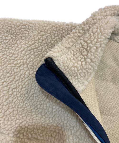 Patagonia（パタゴニア）Patagonia (パタゴニア) クラシック・レトロX・ジャケット　23056　FA19 ナチュラル×ネイビー サイズ:Sの古着・服飾アイテム