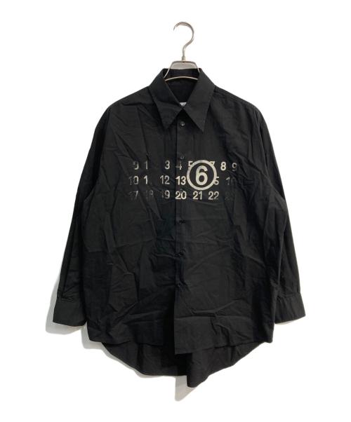 MM6 Maison Margiela（エムエムシックスメゾンマルジェラ）MM6 Maison Margiela (エムエムシックスメゾンマルジェラ) ナンバーロゴロングスリーブシャツ　23AW　S62DT0024 ブラック サイズ:48の古着・服飾アイテム