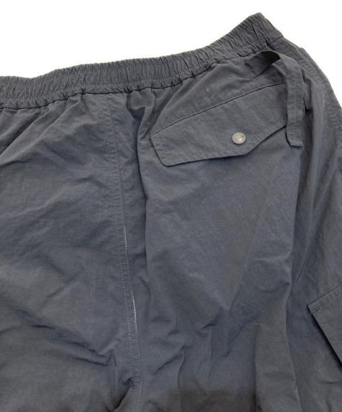 DAIWA PIER39（ダイワ ピア39）DAIWA PIER39 (ダイワ ピア39) TECH PARACHUTE PANTS　BP-55024 ブラック サイズ:Mの古着・服飾アイテム