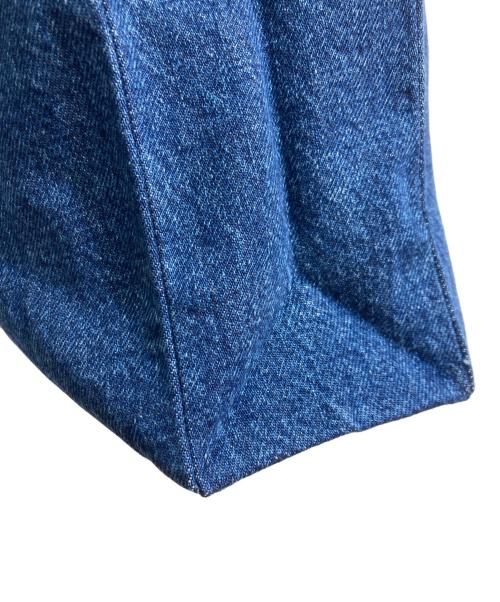 A.P.C.（アーペーセー）A.P.C. (アーペーセー) ロゴプリントデニムトートバッグ インディゴの古着・服飾アイテム