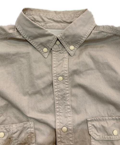 THE NORTHFACE PURPLELABEL（ザ・ノースフェイス パープルレーベル）THE NORTHFACE PURPLELABEL (ザ・ノースフェイス パープルレーベル) Lightweight Twill B.D. Work Shirt ベージュ サイズ:Sの古着・服飾アイテム