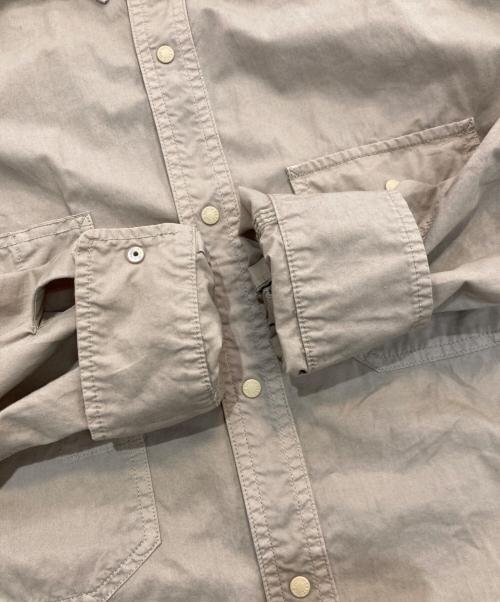 THE NORTHFACE PURPLELABEL（ザ・ノースフェイス パープルレーベル）THE NORTHFACE PURPLELABEL (ザ・ノースフェイス パープルレーベル) Lightweight Twill B.D. Work Shirt ベージュ サイズ:Sの古着・服飾アイテム