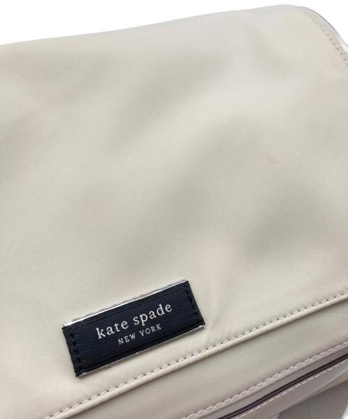 Kate Spade（ケイトスペード）Kate Spade (ケイトスペード) Sam Icon KSNYL Nylon Medium Messenger Bag ベージュの古着・服飾アイテム