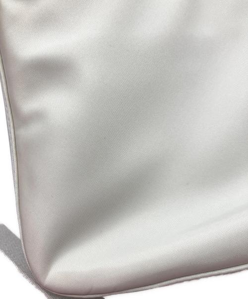 Kate Spade（ケイトスペード）Kate Spade (ケイトスペード) Sam Icon KSNYL Nylon Medium Messenger Bag ベージュの古着・服飾アイテム