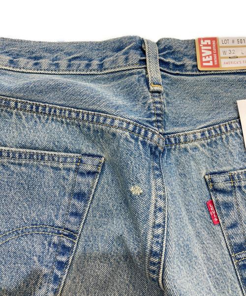 LEVI'S VINTAGE CLOTHING（リーバイス ビンテージ クロージング）LEVI'S VINTAGE CLOTHING (リーバイス ビンテージ クロージング) 1955復刻 501XXデニムパンツ　赤耳 BIG E　50155-0075 インディゴ サイズ:W32×L32 未使用品の古着・服飾アイテム