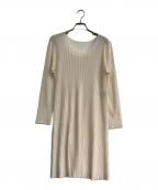 PLEATS PLEASEプリーツプリーズ）の古着「プリーツワンピース　PP13-FH356」｜アイボリー