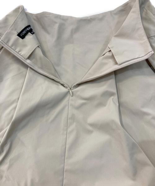 FOXEY NEWYORK（フォクシーニューヨーク）FOXEY NEWYORK (フォクシーニューヨーク) バルーンリボンタックスカート　24901-AVAN75 ベージュ サイズ:38の古着・服飾アイテム