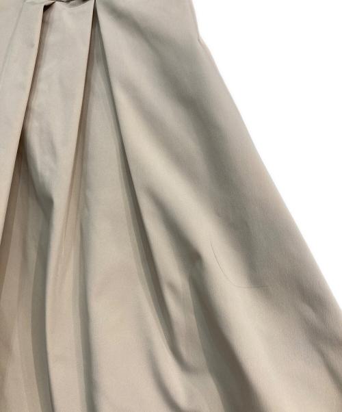 FOXEY NEWYORK（フォクシーニューヨーク）FOXEY NEWYORK (フォクシーニューヨーク) バルーンリボンタックスカート　24901-AVAN75 ベージュ サイズ:38の古着・服飾アイテム