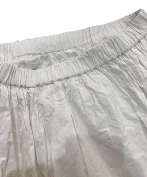 Spick and Span（スピック＆スパン）Spick and Span (スピックアンドスパン) エンブロイダリーレーススカート ホワイト サイズ:38の古着・服飾アイテム