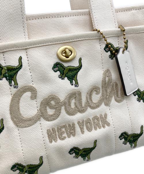 COACH（コーチ）COACH (コーチ) カーゴ トート バッグ 26・レキシー プリント アイボリーの古着・服飾アイテム