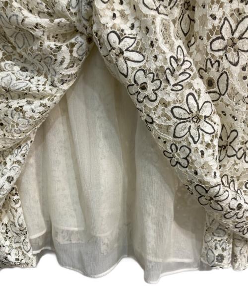 CHANEL（シャネル）CHANEL (シャネル) フラワーノースリーブワンピース　P53023V39750 ホワイト サイズ:38の古着・服飾アイテム