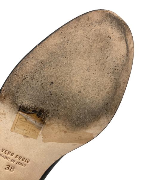 luca grossi（ルカグロッシ）Luca Grossi (ルカグロッシ) コインローファー ホワイト×ブラック サイズ:38の古着・服飾アイテム