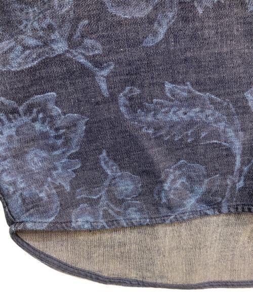 WEEKEND Max Mara（ウィークエンド マックスマーラ）Weekend Max Mara (ウィークエンド マックスマーラ) 花柄デニムブラウス　24151110816 インディゴ サイズ:40の古着・服飾アイテム