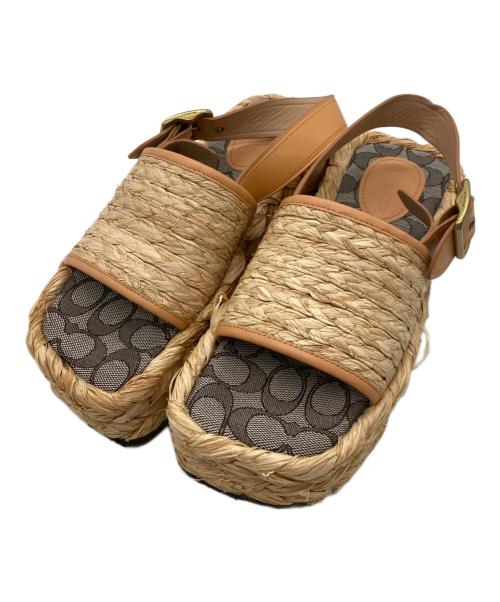 COACH（コーチ）COACH (コーチ) プラットフォームサンダル　C5019 ベージュ サイズ:23.5cmの古着・服飾アイテム