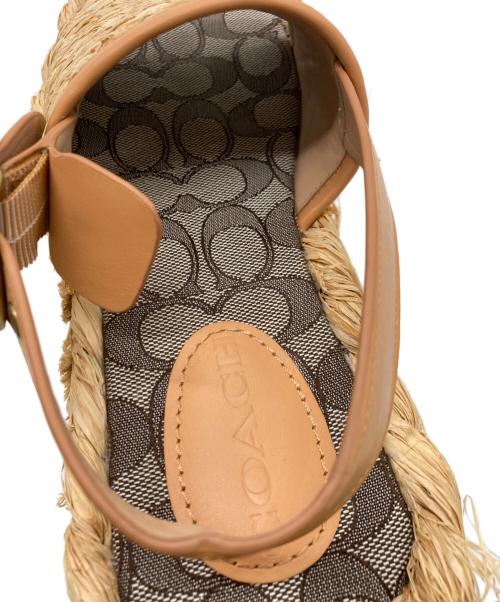 COACH（コーチ）COACH (コーチ) プラットフォームサンダル　C5019 ベージュ サイズ:23.5cmの古着・服飾アイテム
