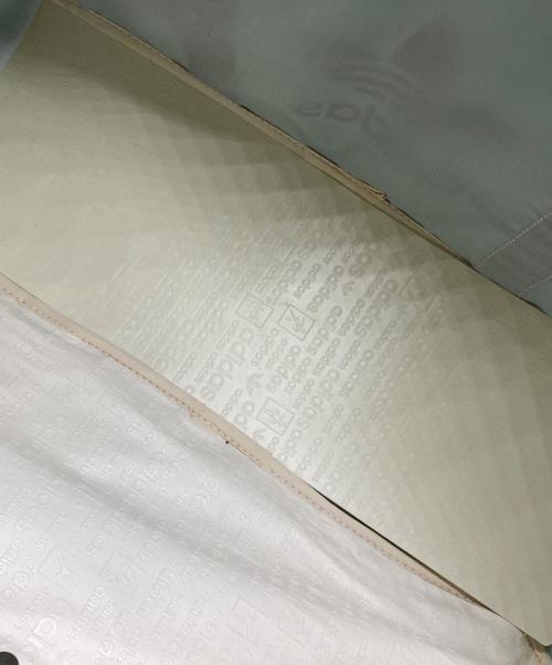 adidas Originals（アディダスオリジナル）adidas originals (アディダスオリジナル) 80’sボストンバッグ カーキの古着・服飾アイテム