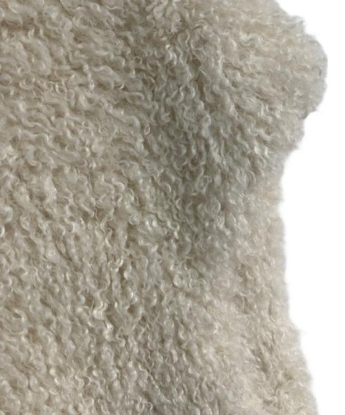 MIESROHE（ミースロエ）MIESROHE (ミースロエ) シャギーベストトップス　MWFT224010 アイボリー サイズ:Freeの古着・服飾アイテム