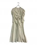 Mila Owenミラオーウェン）の古着「Vネックタックギャザードットワンピース　09WF0241162」｜アイボリー