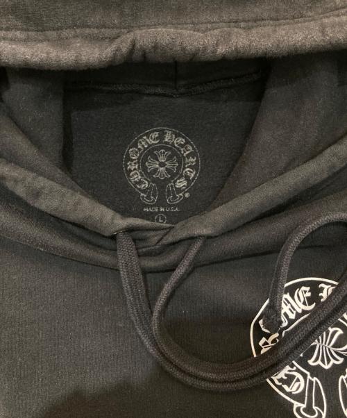 CHROME HEARTS（クロムハーツ）CHROME HEARTS (クロムハーツ) ホースシュープリントパーカー 東京限定 030-017354　2212-304-5017 ブラック サイズ:Lの古着・服飾アイテム