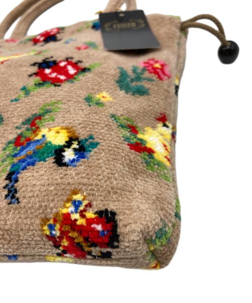 FEILER（フェイラー）FEILER (フェイラー) ハイジ 手付き巾着バッグ ベージュの古着・服飾アイテム