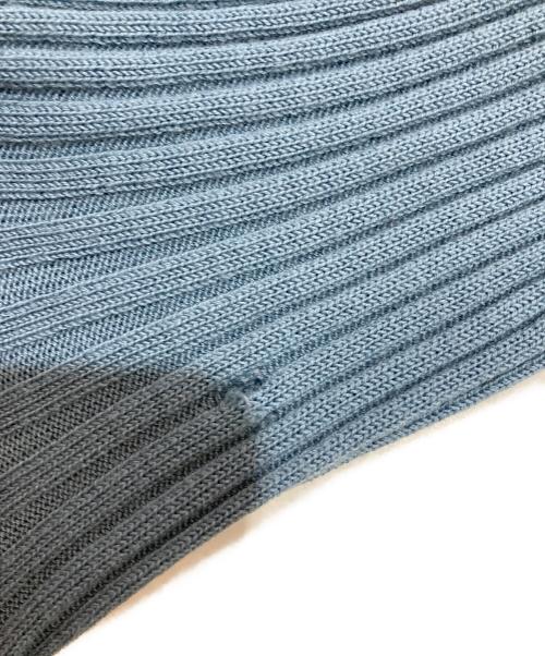 AURALEE（オーラリー）AURALEE (オーラリー) SUPER FINE WOOL WIDE RIB KNIT　17AW　A7AB01WR ブルーの古着・服飾アイテム