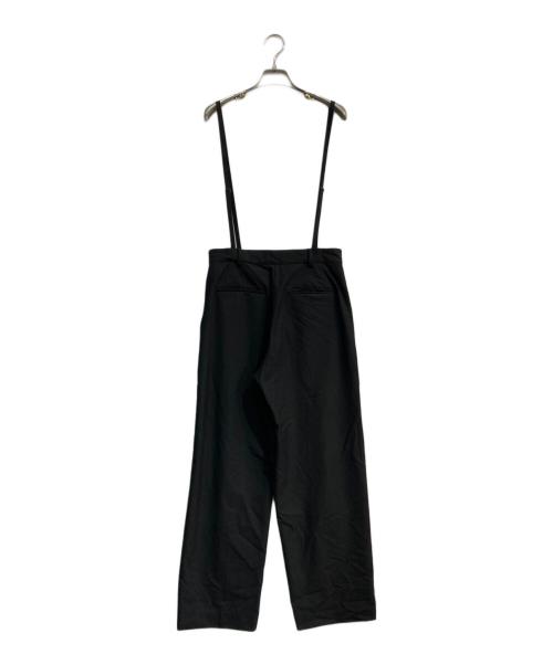 Spick and Span（スピック＆スパン）Spick and Span (スピックアンドスパン) サスペンダー付きアシンメトリータックパンツ　25SS　25030200403010 ブラック サイズ:38の古着・服飾アイテム