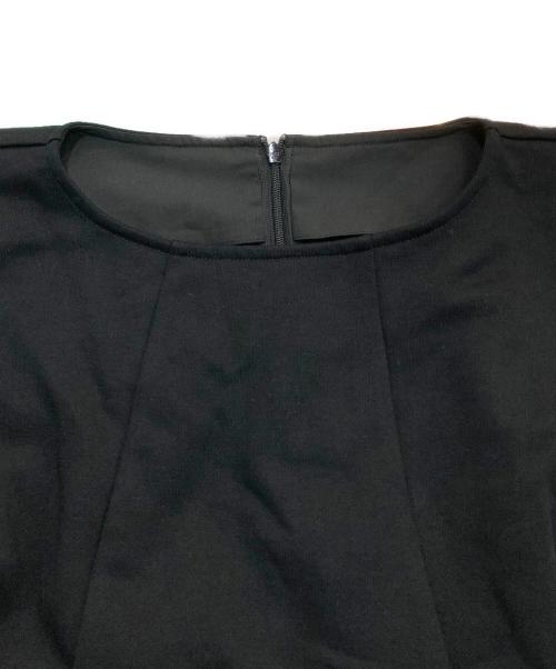 Adam et Rope（アダム エ ロペ）Adam et Rope (アダム エ ロペ) ペプラムタックカットプルオーバー ブラック サイズ:Free 未使用品の古着・服飾アイテム