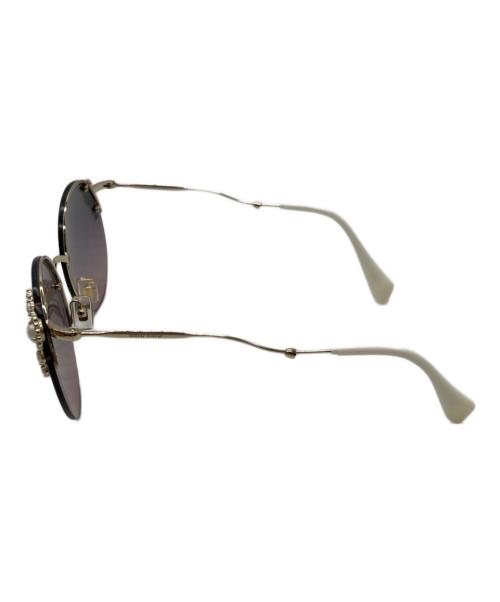 MIU MIU（ミュウミュウ）MIU MIU (ミュウミュウ) フェイクパール ラインストーンサングラス パープル サイズ:60口18の古着・服飾アイテム