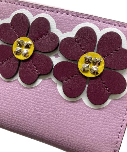 Kate Spade（ケイトスペード）Kate Spade (ケイトスペード) フシルビア グラフィック クローバー アップリケ スリム コンチネンタル ウォレット パープルの古着・服飾アイテム