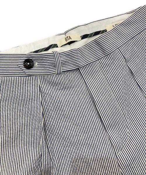 G.T.A（ジーティーアー）G.T.A (ジーティーアー) SERGIO ST シアサッカーパンツ ホワイト×ブラック サイズ:42の古着・服飾アイテム