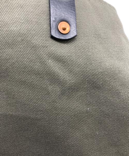 kingsley walters studio（キングスレーウォルターズスチュディオ）Kingsley Walters Studio (キングスレーウォルターズスチュディオ) BEAMS F (ビームスエフ) 別注2WAYトートバッグ カーキの古着・服飾アイテム