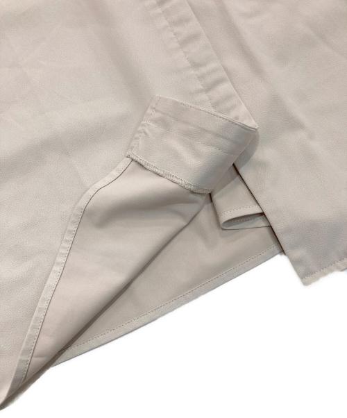 L'Or（ロル）L'Or (ロル) Asymmetry Collar Shirt　 L'AUBE BLANC　or211-43 ベージュ サイズ:Freeの古着・服飾アイテム