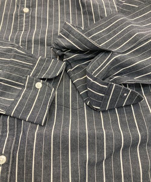 MACKINTOSH LONDON（マッキントッシュ ロンドン）MACKINTOSH LONDON (マッキントッシュ ロンドン) オルタネイトストライプバンドカラーシャツ　G1M34-502-28 ネイビー サイズ:Lの古着・服飾アイテム