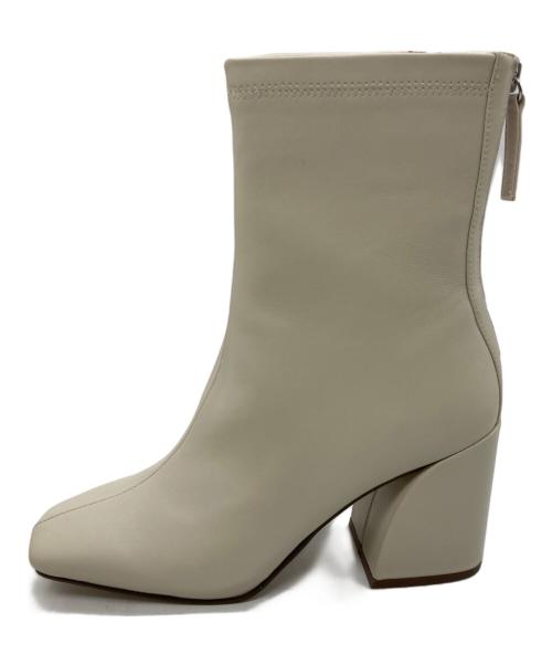 STEVE MADDEN（スティーブマデン）Steve Madden (スティーブマデン) バックジップブーツ　1083008327 ベージュ サイズ:25cmの古着・服飾アイテム