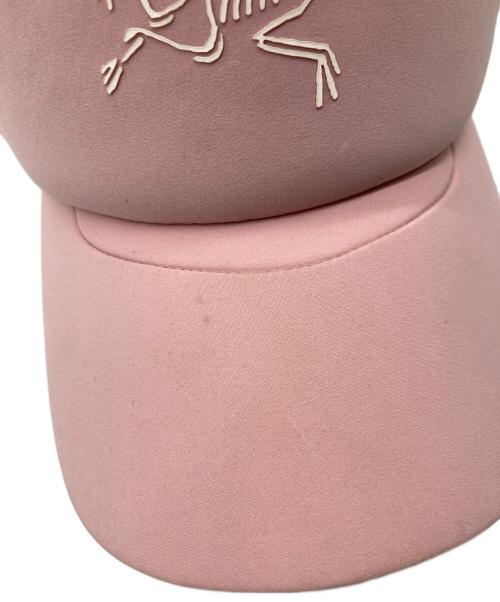 ARC'TERYX（アークテリクス）ARC'TERYX (アークテリクス) BIRD TRUCKER CURVED　X000006120 ピンク サイズ:Freeの古着・服飾アイテム