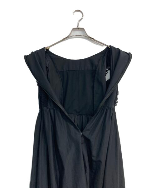 TO BE CHIC（トゥービーシック）TO BE CHIC (トゥービーシック) ノースリーブワンピース　W5J04-540-09 ブラック サイズ:40の古着・服飾アイテム