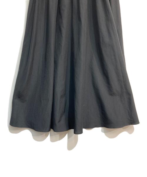 TO BE CHIC（トゥービーシック）TO BE CHIC (トゥービーシック) ノースリーブワンピース　W5J04-540-09 ブラック サイズ:40の古着・服飾アイテム